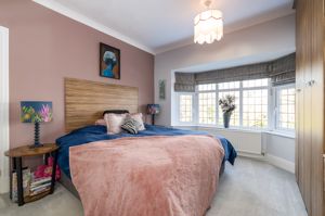 Bed- click for photo gallery